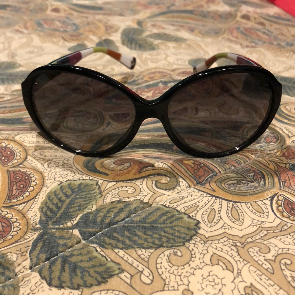 Coach around Sunglasses